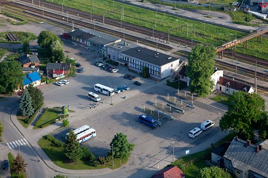 Lotnicze. PL, warm-maz. Dworzec PKP/PKS w Moragu.